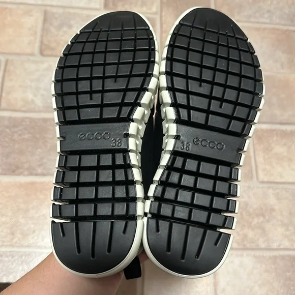 ECCO Gruuv Retro Leather Sneakers - Picture 5 of 10